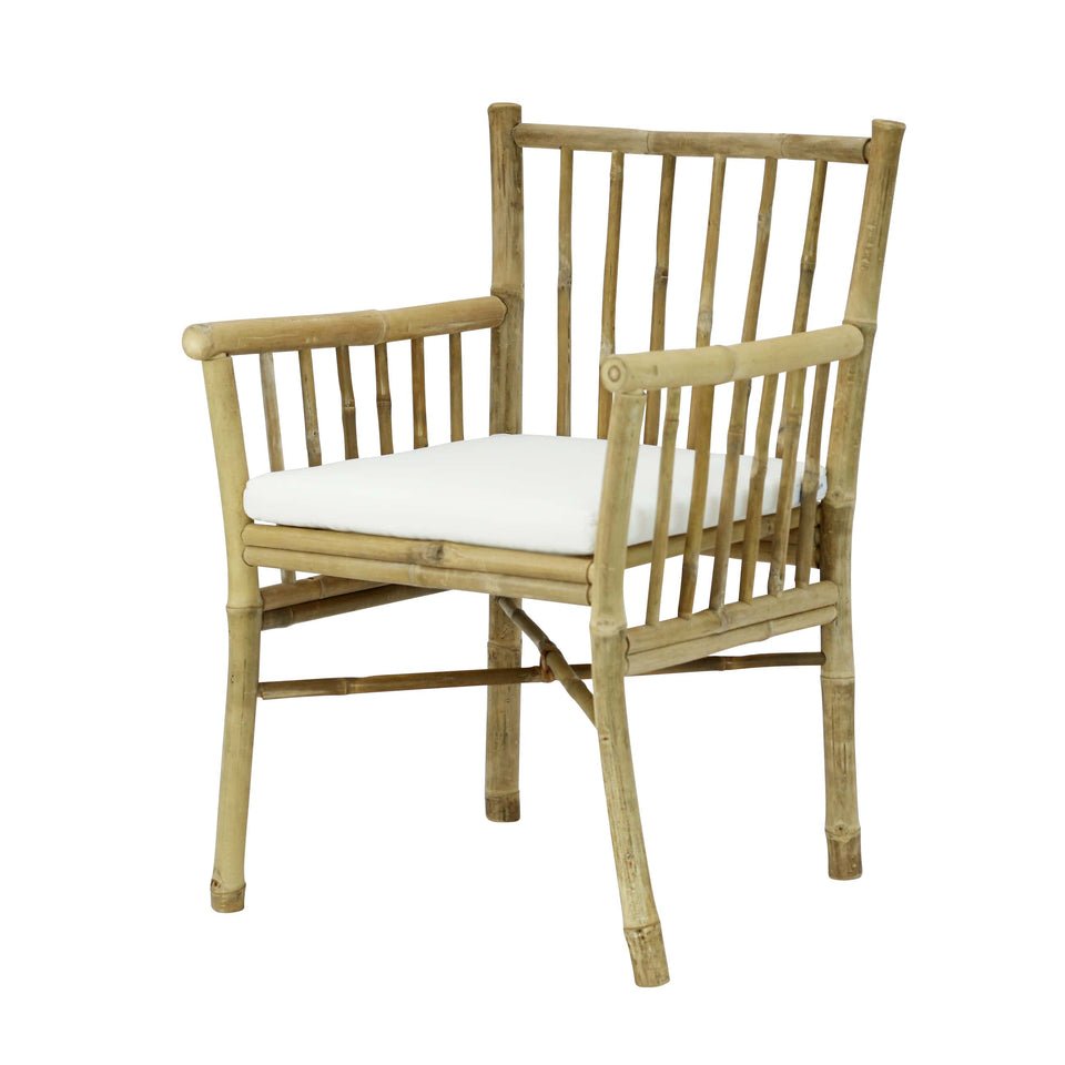 Bambuspakke, spisebord Ø115 og 4 Luna spisebords stole UDSOLGT DK