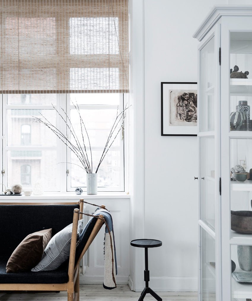 Brown plant striped roller blind