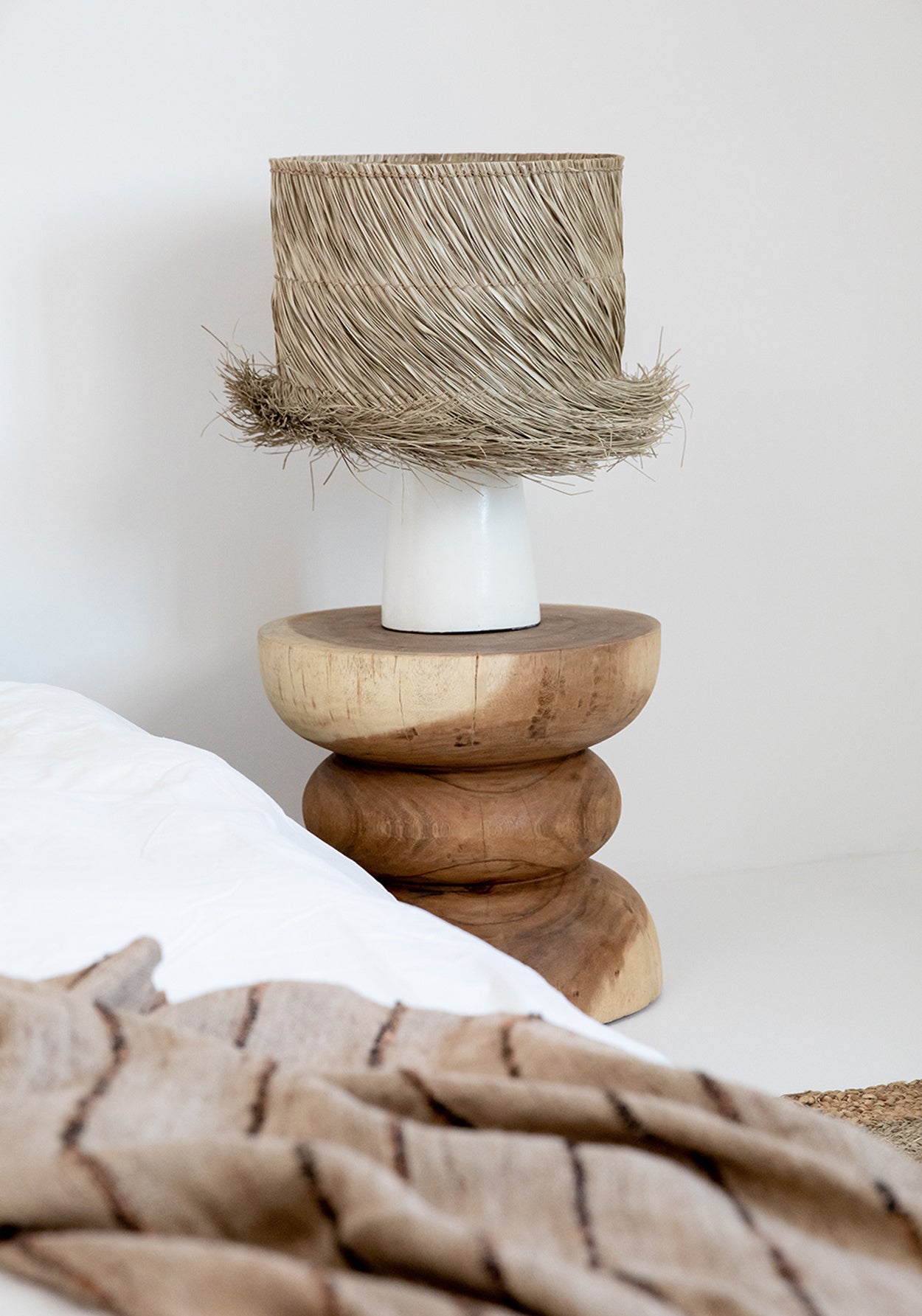 Pandan Table Lamp - White Natural