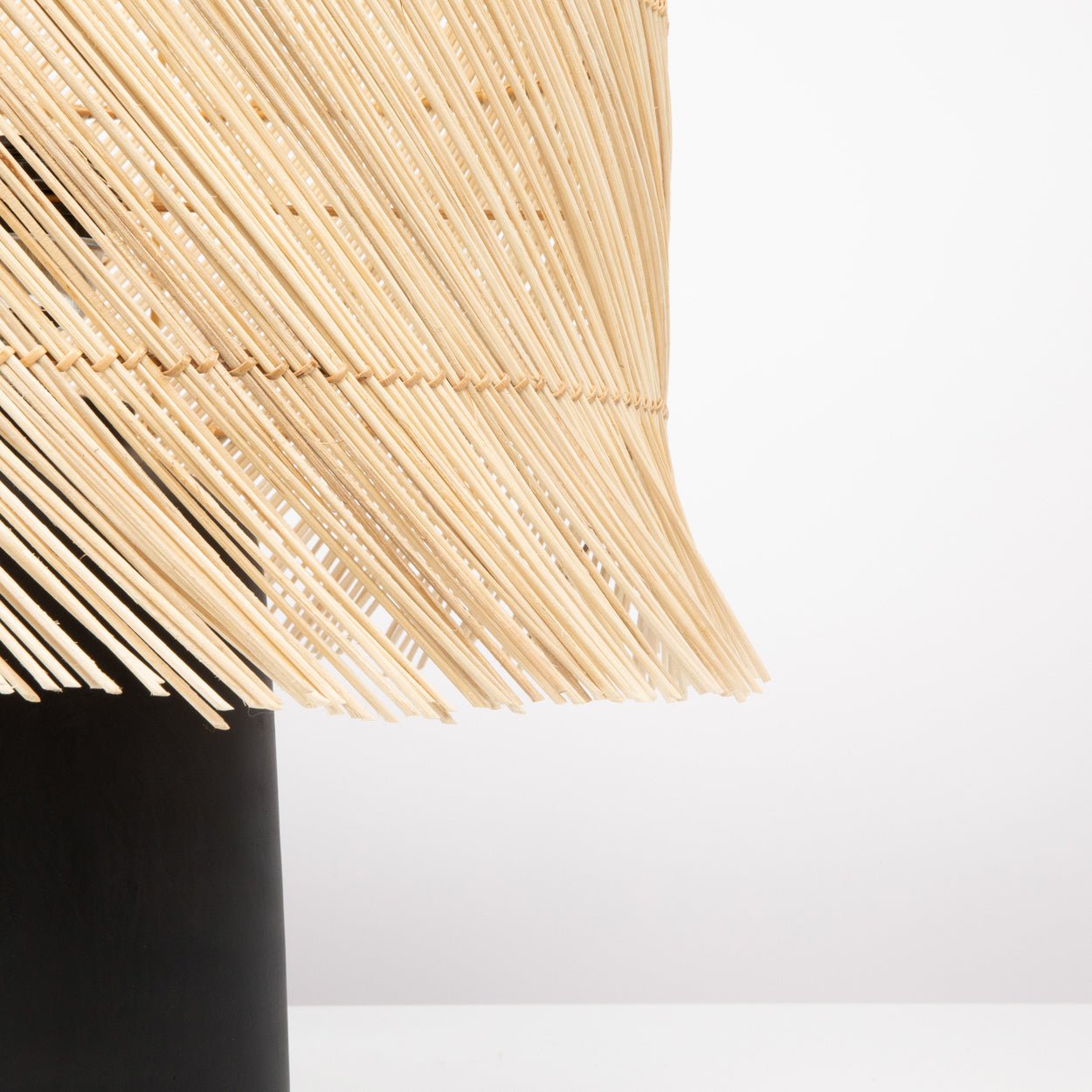 Rattan Bordlampen - Sort Natur