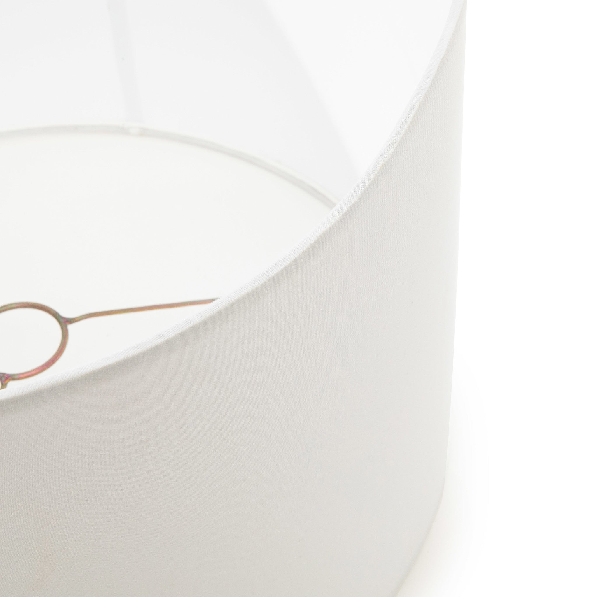 La lámpara de mesa en madera de teca - Blanco natural